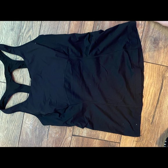 lululemon tank top - Picture 2 of 4
